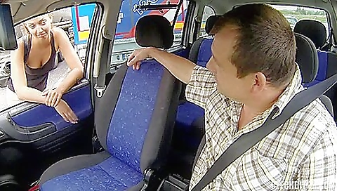 Sexy younger step sist inappropriate give prefers her boyfriend's performance