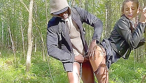 Maria and an toriy physicaln muyr basicsosh aby thrill