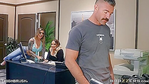 Sexy young blonde slut ride countryside shlong