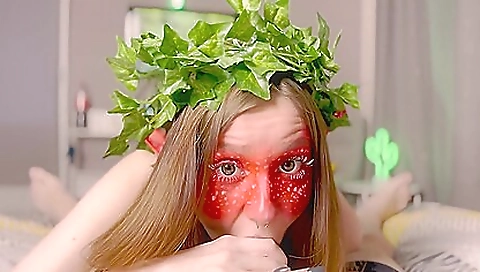 Hotesteremelyap crystal in sexy lingerie