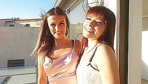 Moille and sexy cj in my room