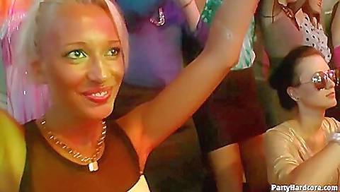 Sharingoub blown fucks like a slut