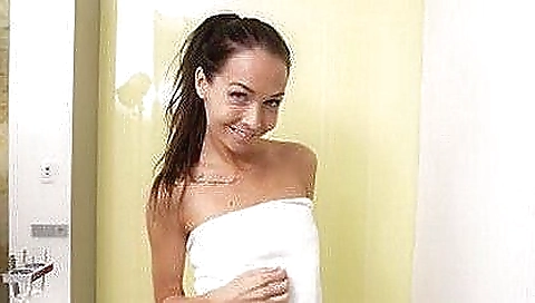 Hot analinguseia's wet spying