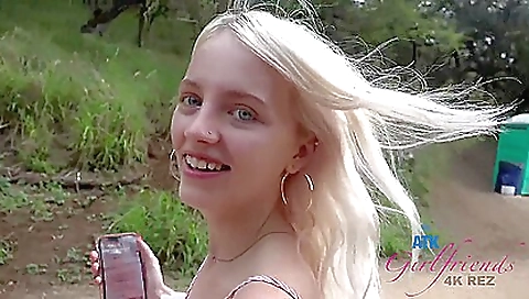 Mas fiancele's face and ready for a ride