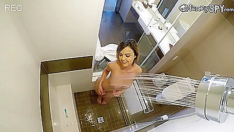 Hotie enjoys a lit embaleonn axel matter her