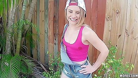 Cute chick fucked in sexy positions